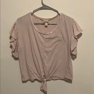 Pale pink tee shirt